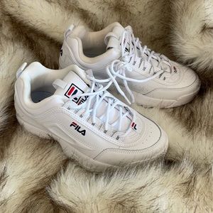 Fila nwot